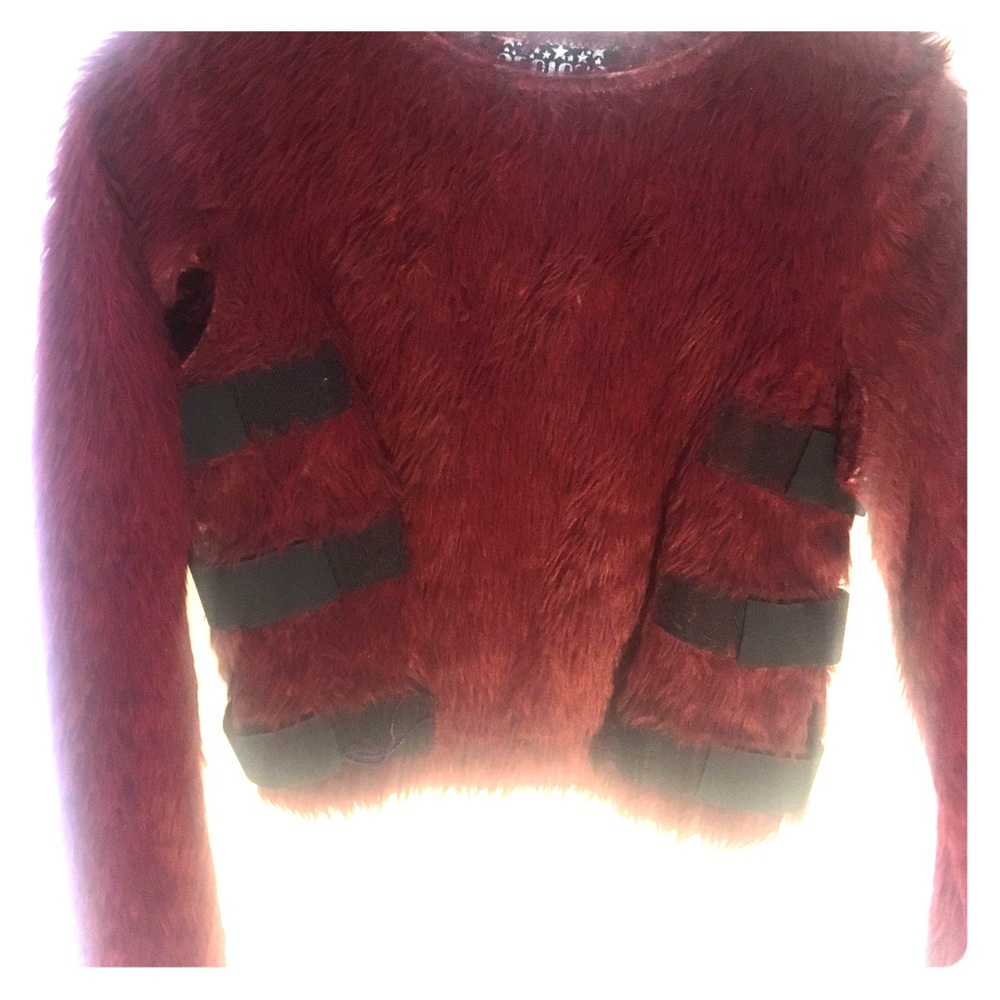 Fuzzy rave serious Top